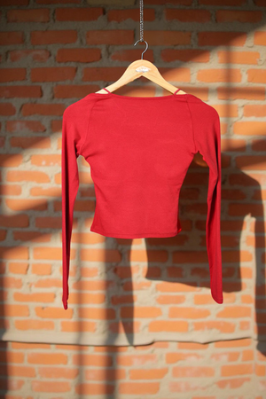 Padded Essential Long-Sleeve Top