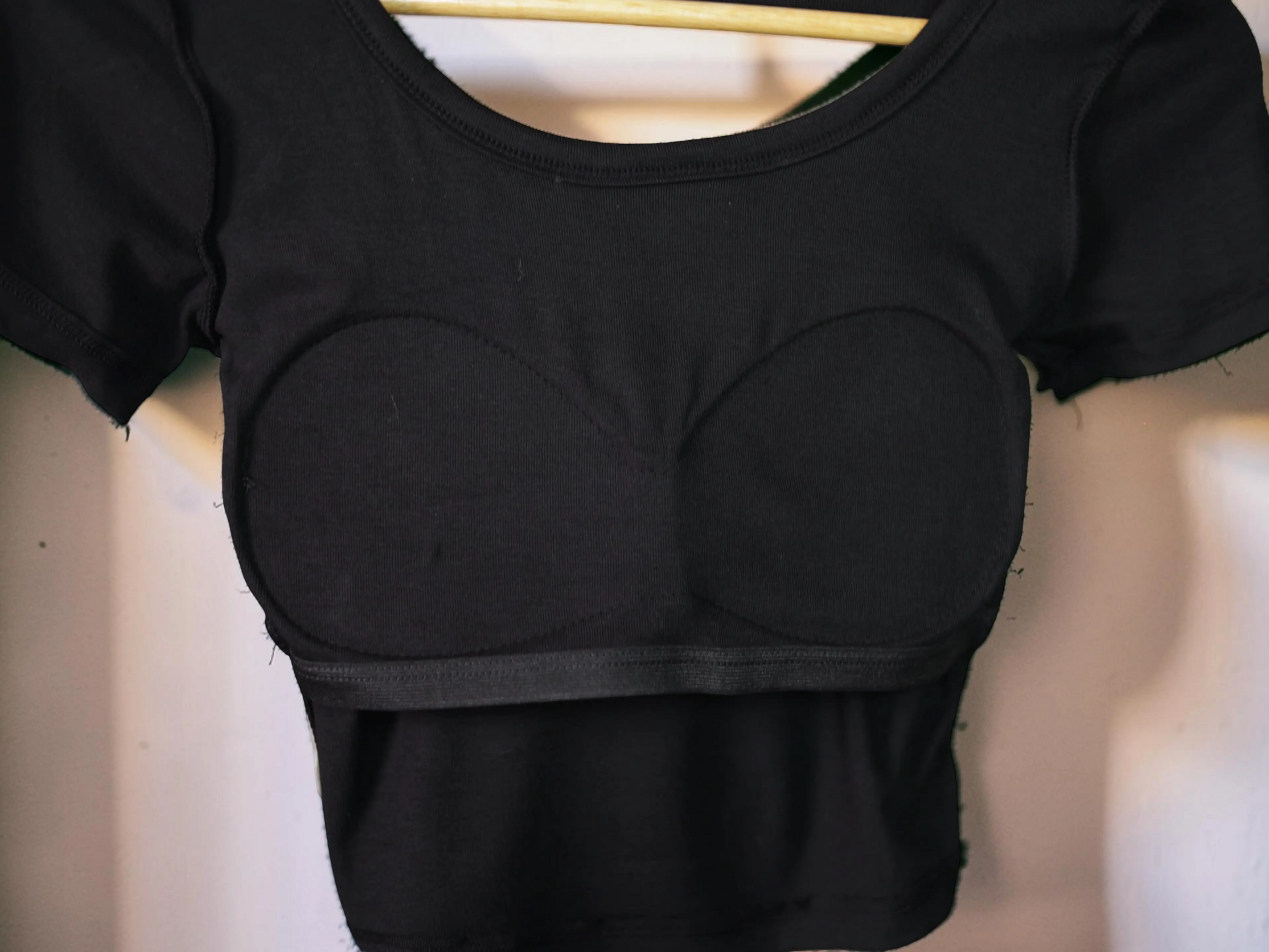 Cross Curve Padded Crop Top The Twyra Collections